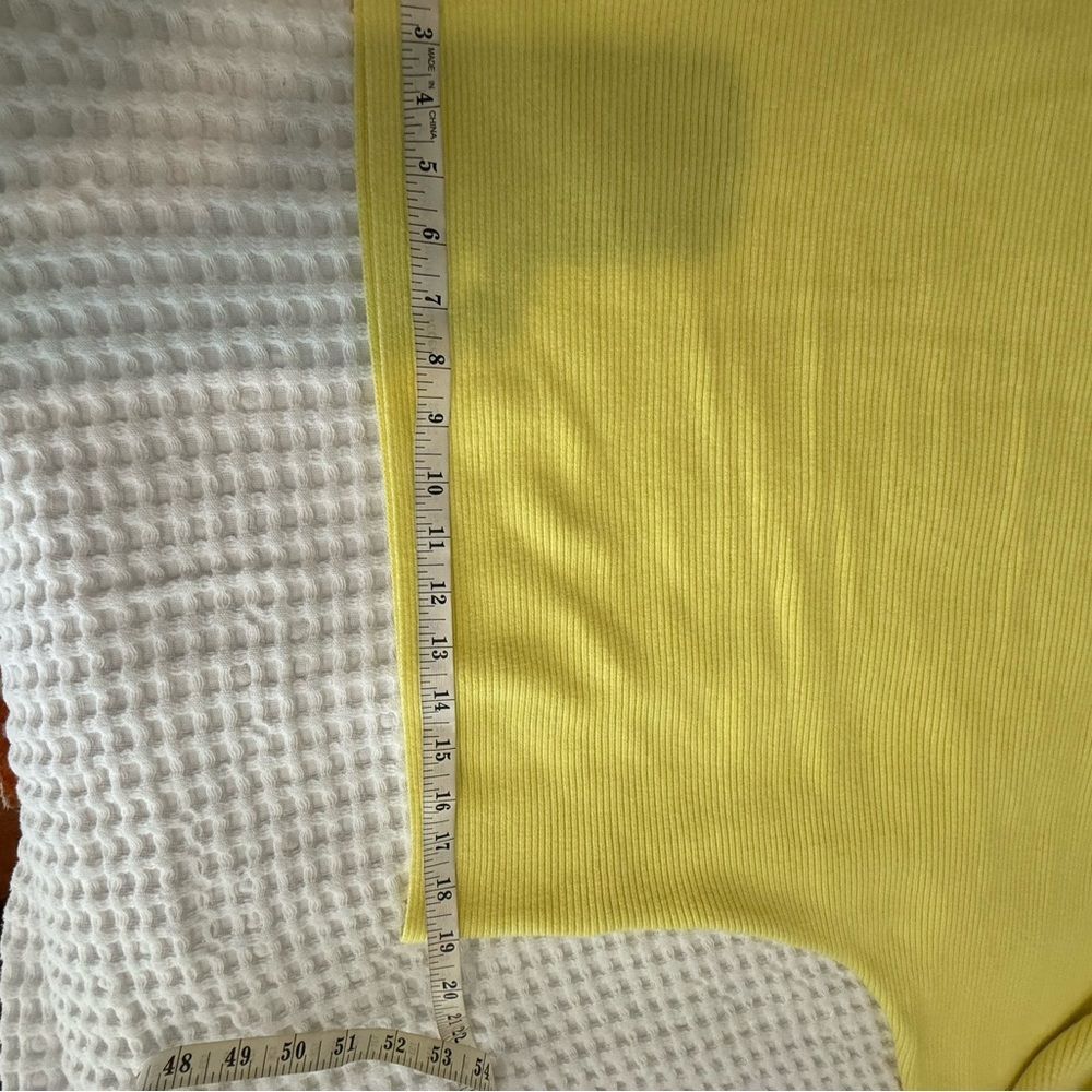 New CeCe Bright Yellow Ribbed Knit Sweater Dolman Sleeves Boat Neck Boho - Picture 8 of 9